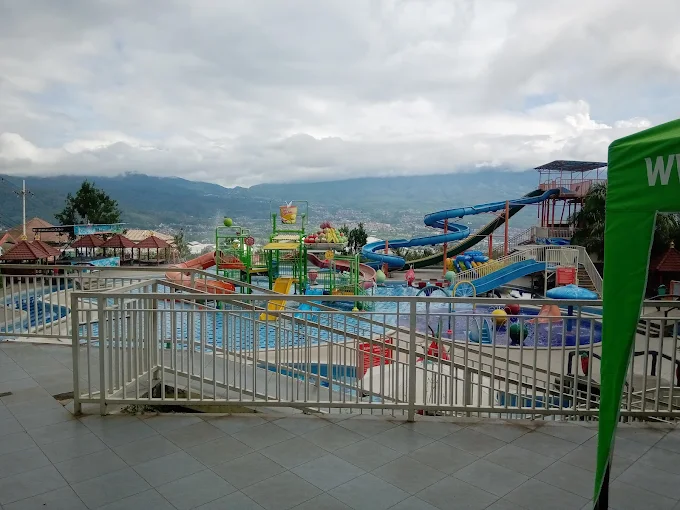 3 Rekomendasi Waterpark Kota Batu, Bikin Liburanmu Lebih Seru