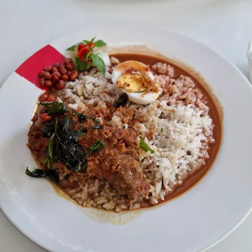 Cafetaria Jaya Malang, Spot Makan Kekinian di Malang