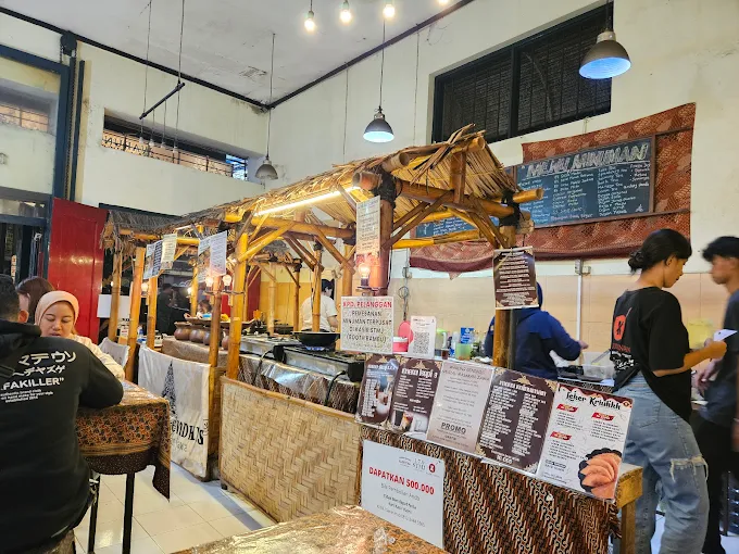 kuliner di Kayutangan Heritage