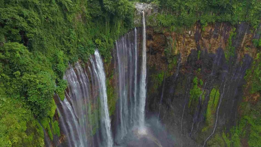 Air Terjun Tumpak Sewu Jadi Motor PAD Wisata Lumajang